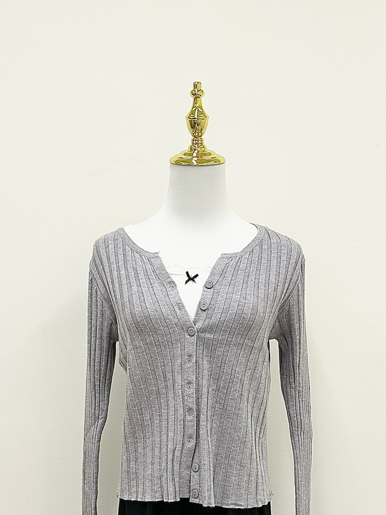 V-neck open chest knitted sweater